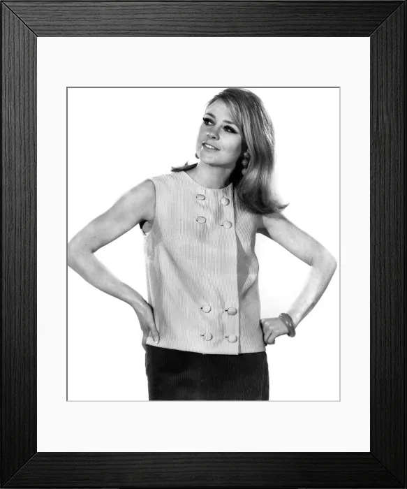 Framed Print : Reveille Fashion. Marilyn Richard. April 1967 P006302 Framed Print : Reveille Fashion. Marilyn Richard. April 1967 P006302