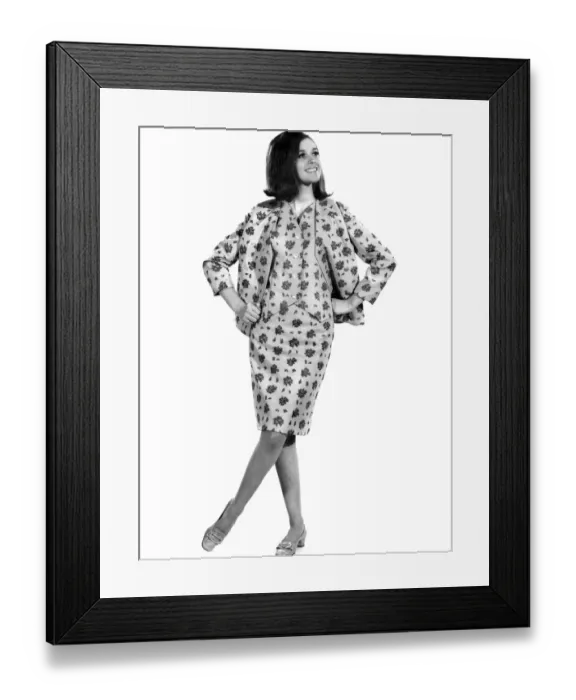 Framed Print : Reveille Fashion. Elaine Mitchell. March 1967 P006305