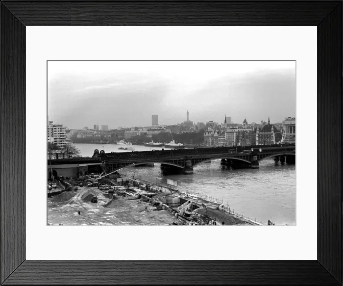 Framed Print : Cityscape: Thames: Panoramic. London Skyline Panorama. February 1977 Framed Print : Cityscape: Thames: Panoramic. London Skyline Panorama. February 1977