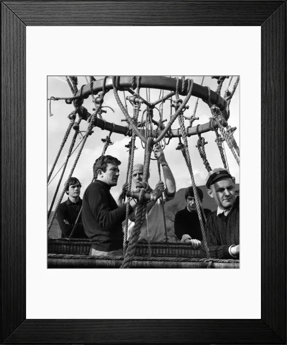 Framed Print : A last minute discussion before Albert Finney sails into the blue Framed Print : A last minute discussion before Albert Finney sails into the blue