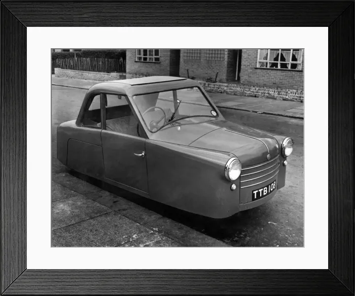 Framed Print : Motor Cars Petite, three-wheeler motor car. June 1954 P005868