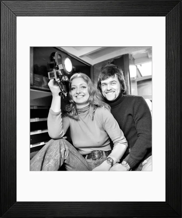Framed Print : Young couples round the world voyage. Jane Owen aged 23 of Cardiff and Geoff Burrel Framed Print : Young couples round the world voyage. Jane Owen aged 23 of Cardiff and Geoff Burrel