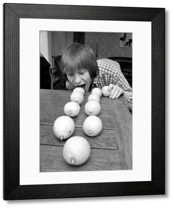 Framed Print : Champion Lemon Eater. Student Paul Natschowny of Hatfield Polytechnic Framed Print : Champion Lemon Eater. Student Paul Natschowny of Hatfield Polytechnic