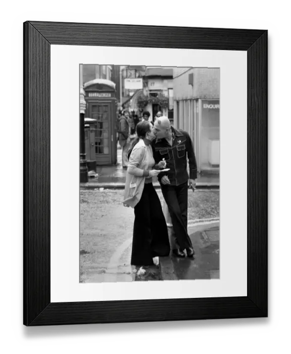 Framed Print : Actor: Telly Savalas (Kojack the Brooklyn cop on T. V. ) is in London for a few days to Framed Print : Actor: Telly Savalas (Kojack the Brooklyn cop on T. V. ) is in London for a few days to
