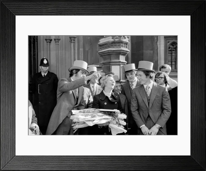 Framed Print : Young Conservatives demonstrate in favour for Mrs Margaret Thatcher in the lead up to Framed Print : Young Conservatives demonstrate in favour for Mrs Margaret Thatcher in the lead up to