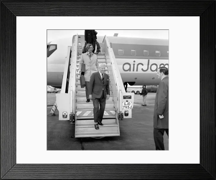Framed Print : Edward Heath: Edward Heath arrives at Heathrow Airport today. January 1975 75-00232-001 Framed Print : Edward Heath: Edward Heath arrives at Heathrow Airport today. January 1975 75-00232-001