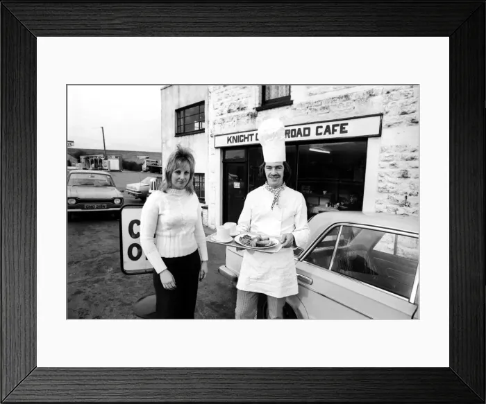 Framed Print : L / R Colleen Lockier (who is the wife of Luiss partner Robin Framed Print : L / R Colleen Lockier (who is the wife of Luiss partner Robin