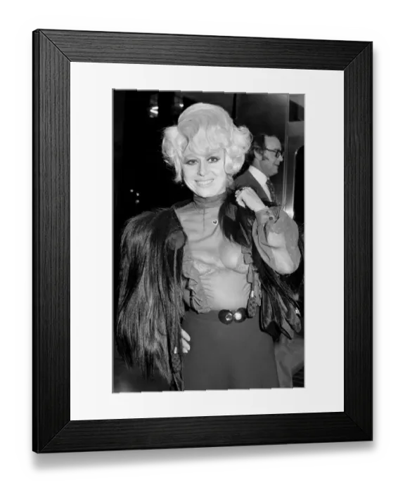 Framed Print : First Night of The Deja Revue. A Revue of Revues. Barbara Windsor Framed Print : First Night of The Deja Revue. A Revue of Revues. Barbara Windsor