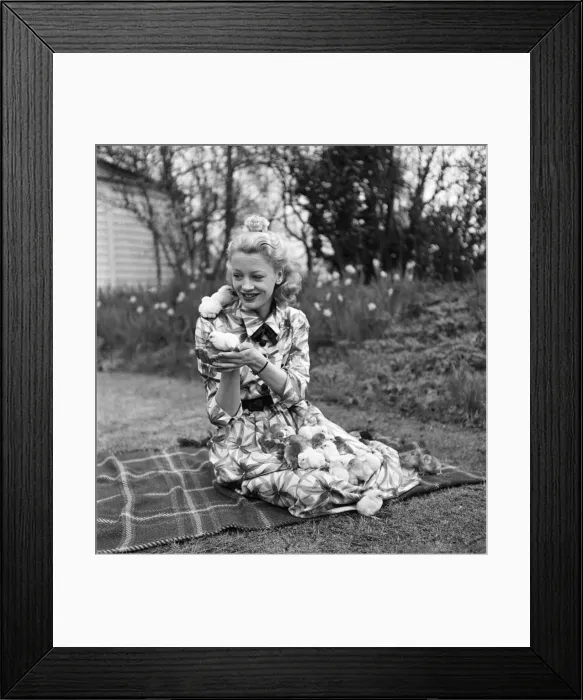 Framed Print : Actress Pat Dainton with Easter Chicks. April 1950 O23473-005 Framed Print : Actress Pat Dainton with Easter Chicks. April 1950 O23473-005