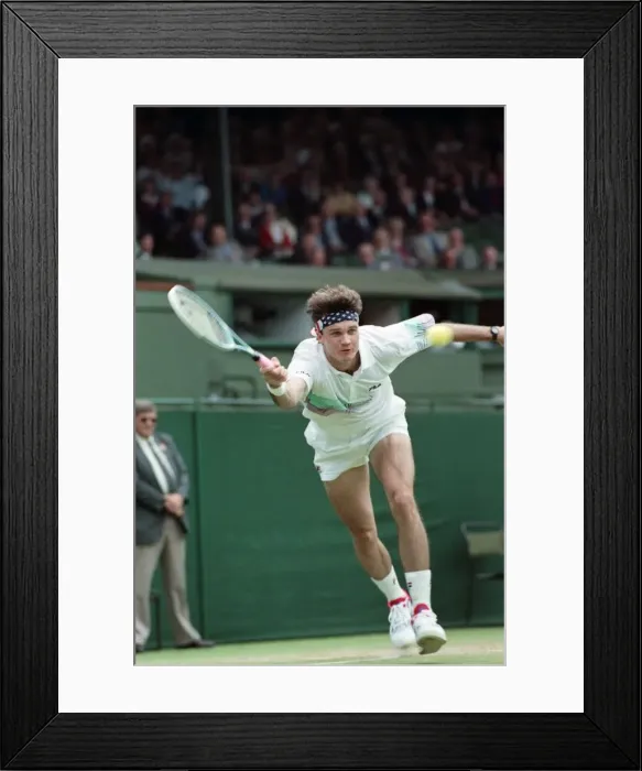 Framed Print : All England Lawn Tennis Championships at Wimbledon. Mens Singles Third Round match