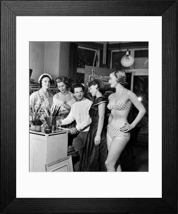 Framed Print : Mr Nicholas Robert Egon Artist is to make a full length drawing of Framed Print : Mr Nicholas Robert Egon Artist is to make a full length drawing of