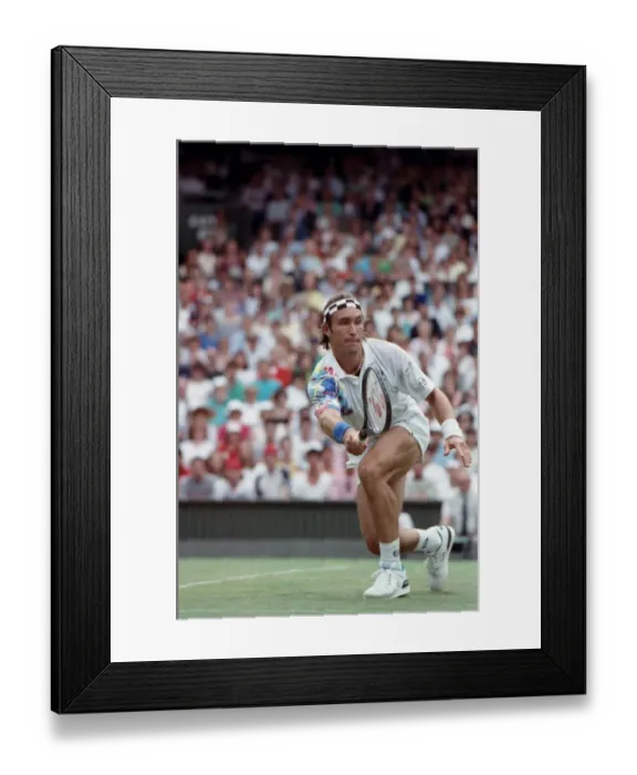 Framed Print : All England Lawn Tennis Championships at Wimbledon Mens Singles Second Round match Framed Print : All England Lawn Tennis Championships at Wimbledon Mens Singles Second Round match