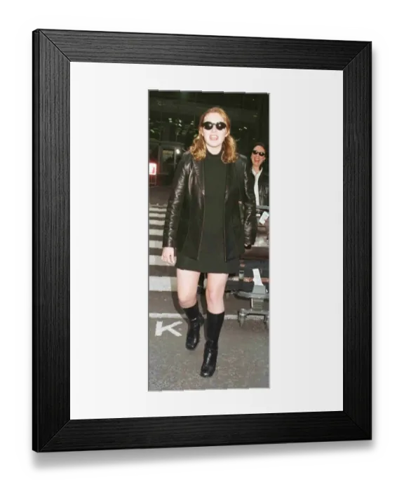 Framed Print : Kate Winslet actress arriving at Heathrow January 1998 from Los Angeles where she