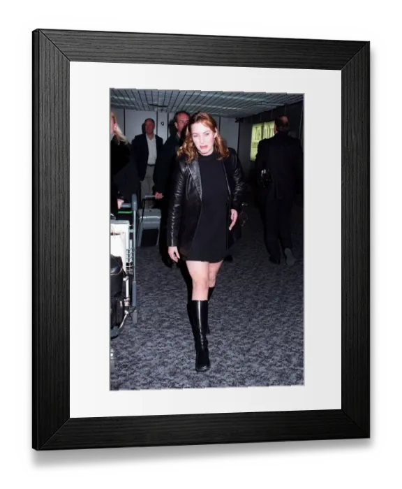 Framed Print : Kate Winslet Actress February 98 Arriving at Heathrow Airport from Los Angeles