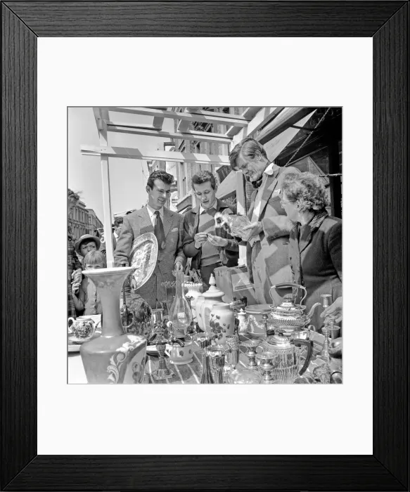 Framed Print : T. V. Barrow boys seen here at a unnamed London market John Fabian Framed Print : T. V. Barrow boys seen here at a unnamed London market John Fabian