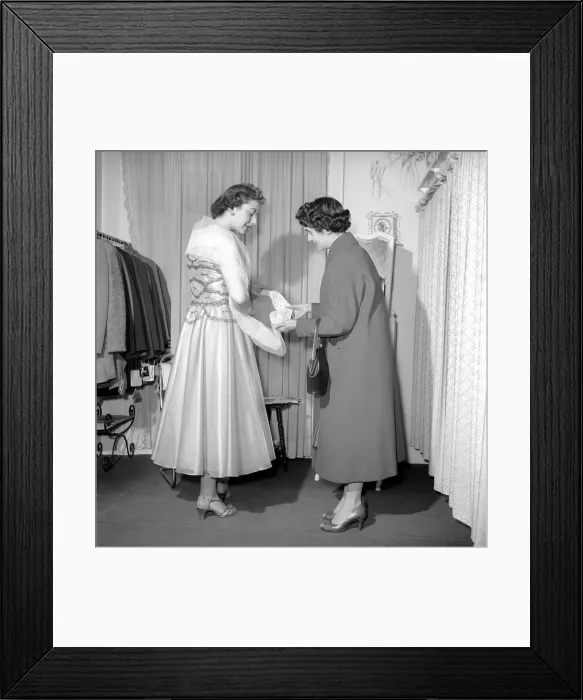 Framed Print : Patricia Cox newsreader and television presenter for Midlands I. T. V Framed Print : Patricia Cox newsreader and television presenter for Midlands I. T. V