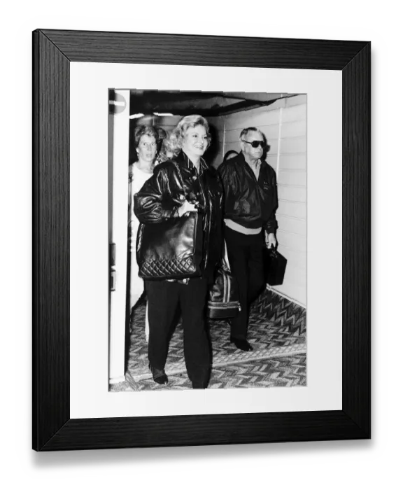 Framed Print : Frank Sinatra Singer with his wife Framed Print : Frank Sinatra Singer with his wife