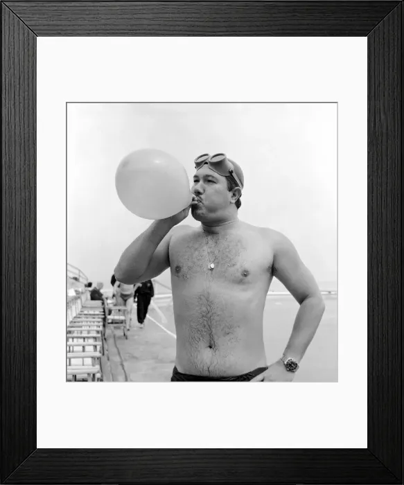 Framed Print : Channel Swimmers: Little and Large, people who attempt to swim the English Channel come Framed Print : Channel Swimmers: Little and Large, people who attempt to swim the English Channel come