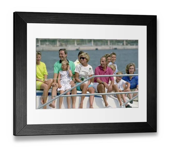 Framed Print : Prince Charles and Diana, Princess of Wales enjoy a summer holiday in Majorca with their