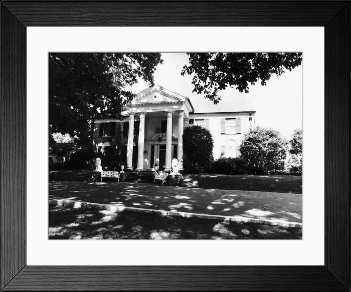 Framed Print : Elvis Presley Graceland The home of Elvis Presley Framed Print : Elvis Presley Graceland The home of Elvis Presley