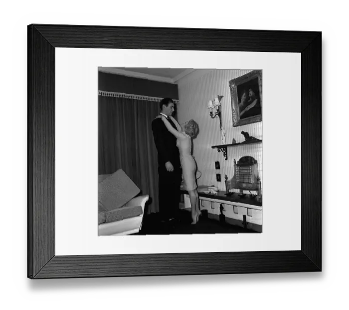 Framed Print : Bernard Bresslaw 1959 with Vera Day Pop-eyed comic actor Bernard Bresslaw