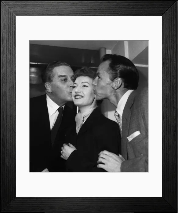 Framed Print : Frank Sinatra and Jack Buchanan kissing Jean Carson 1953 Framed Print : Frank Sinatra and Jack Buchanan kissing Jean Carson 1953