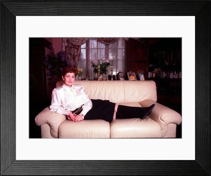 Framed Print : Sharon Osbourne pictured in 1989 Framed Print : Sharon Osbourne pictured in 1989