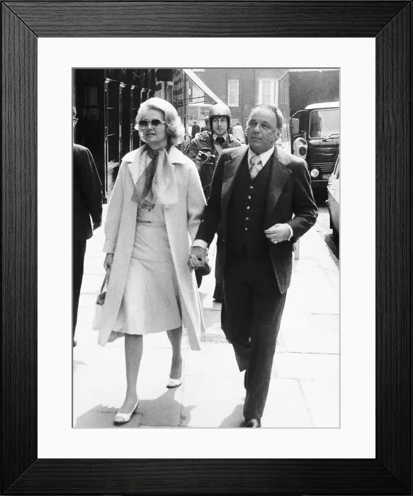 Framed Print : Frank Sinatra with Barbara Marx shopping