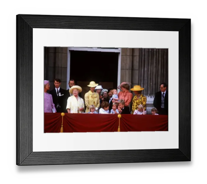 Framed Print : Royal Family on the balcony of Buckingham Palace watching the Trooping of the Colour Framed Print : Royal Family on the balcony of Buckingham Palace watching the Trooping of the Colour