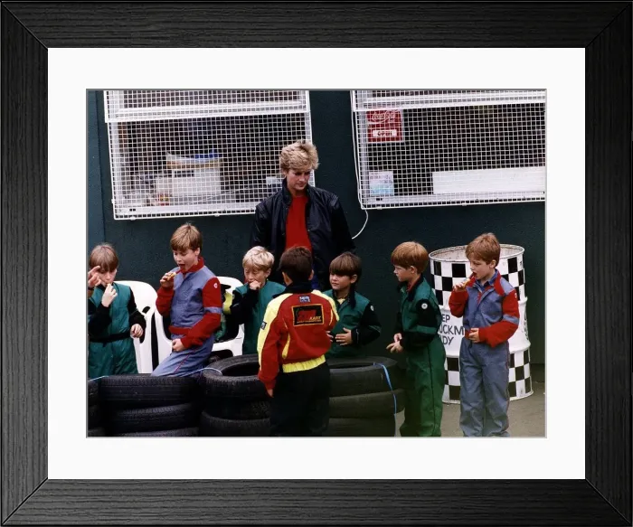 Framed Print : Princess Diana at Buckmore Racing Circuit near Chatham, Kent with her sons prince William
