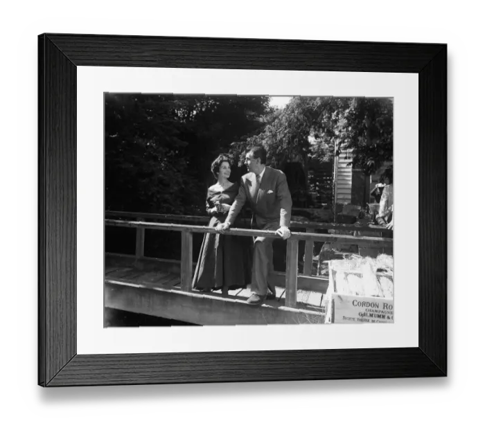 Framed Print : Sunday Pictorial Film Garden Party 1949 Jean Simmons with Stewart Granger