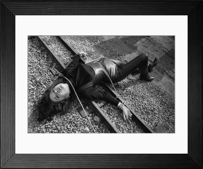 Framed Print : The Avengers television programme 1965 Diana Rigg Framed Print : The Avengers television programme 1965 Diana Rigg