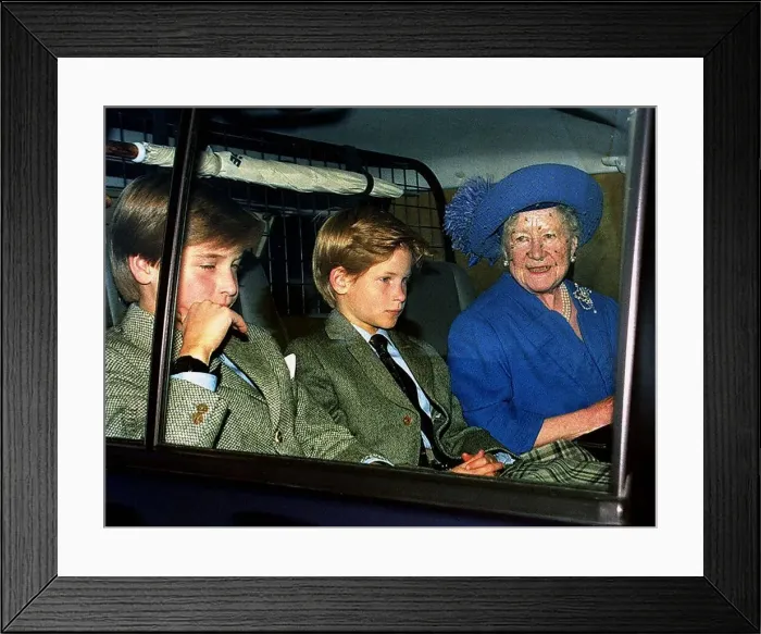Framed Print : Queen Mother with Prince William and Harry leaving Crathie in car