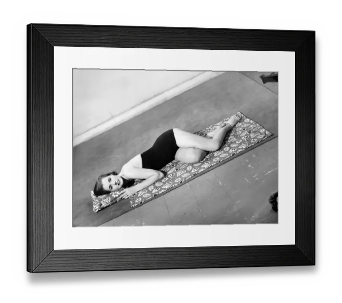 Framed Print : Clothing: Fashion: Beachwear: Women modelling beach robe that can convert into a bag or a