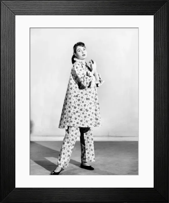Framed Print : Clothing: Fashion: Nightwear. 1957 B492-011