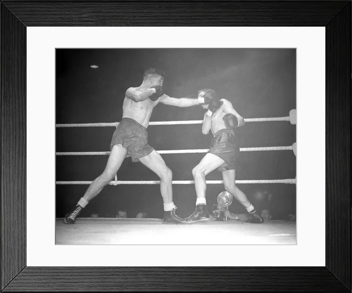 Framed Print : Boxing match Eddie Thomas v Henry Hall November 1949 in the boxing ring boxc Framed Print : Boxing match Eddie Thomas v Henry Hall November 1949 in the boxing ring boxc