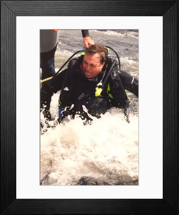 Framed Print : John Prescott scuba diving to highlight World Ocean day at Whitley Bay Framed Print : John Prescott scuba diving to highlight World Ocean day at Whitley Bay