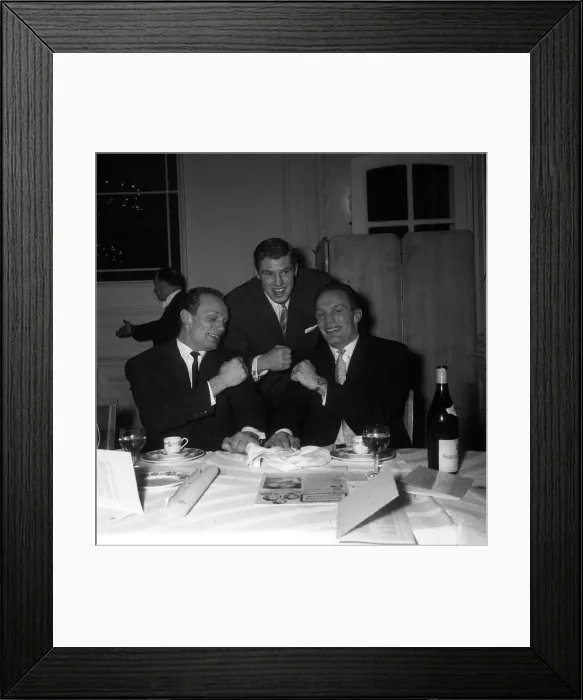 Framed Print : Boxer Henry Cooper & his brother Jim Cooper January 1999 are pictured with boxer Framed Print : Boxer Henry Cooper & his brother Jim Cooper January 1999 are pictured with boxer
