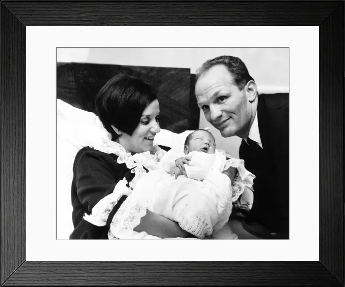 Framed Print : Henry Cooper boxer with wife and new born baby August 1967
