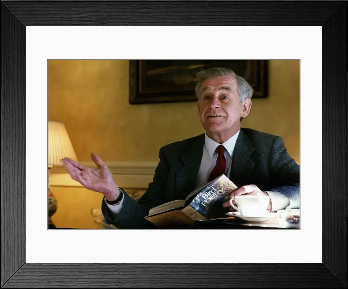 Framed Print : Magnus Magnusson from Iceland TV Presenter of BBC TV knowledge programme Mastermind reads Framed Print : Magnus Magnusson from Iceland TV Presenter of BBC TV knowledge programme Mastermind reads