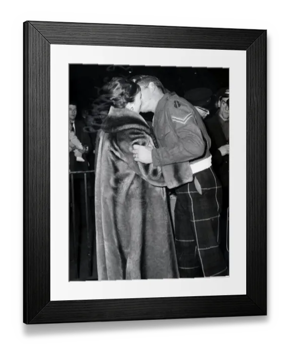Framed Print : Phil Dolan boxer February 1961 Amateur boxer his boxing club paid for him to fly