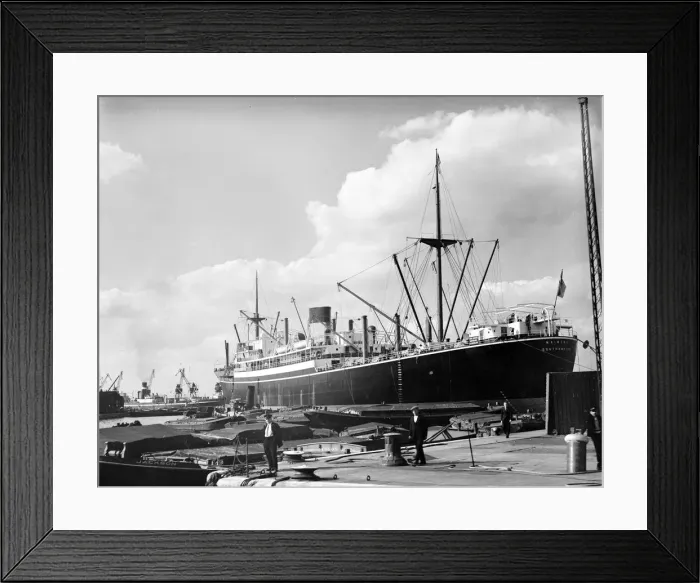 Framed Print : The liner Waiwera in a London dock. Circa 1947 Framed Print : The liner Waiwera in a London dock. Circa 1947