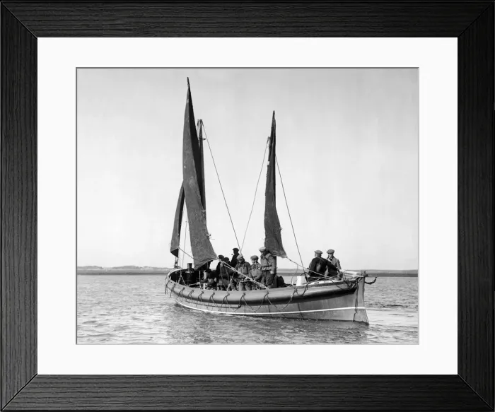 Framed Print : Blakeney Lifeboat Caroline on a poachers run. 30th March 1934 Framed Print : Blakeney Lifeboat Caroline on a poachers run. 30th March 1934