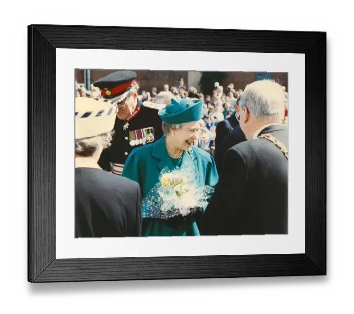 Framed Print : Queen Elizabeth II and Prince Philip visit the North East 18 May 1993 - The Queen arrives