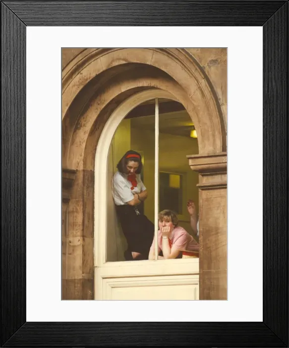 Framed Print : Queen Elizabeth II visits Newcastle Central Station as part of a 12-stop tour to mark Framed Print : Queen Elizabeth II visits Newcastle Central Station as part of a 12-stop tour to mark
