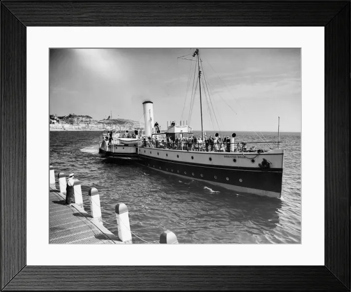 Framed Print : The Steamer, Brighton Belle at Hasthop St. Leonards for a day trip Framed Print : The Steamer, Brighton Belle at Hasthop St. Leonards for a day trip
