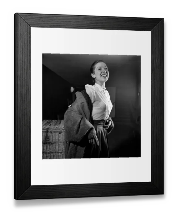 Framed Print : Festival Ballet Rehearsal. Anita Landa Ballerina. December 1952 C6346-001