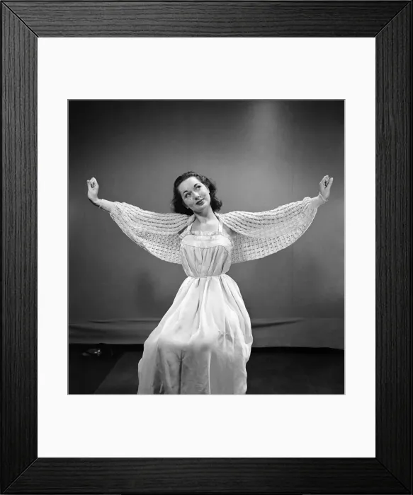 Framed Print : Clothing, Fashion Nightdress. February 1952 C6278-001 Framed Print : Clothing, Fashion Nightdress. February 1952 C6278-001