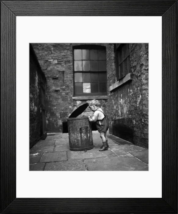 Framed Print : Children of the Duncan family at their home in a manchester slum Framed Print : Children of the Duncan family at their home in a manchester slum