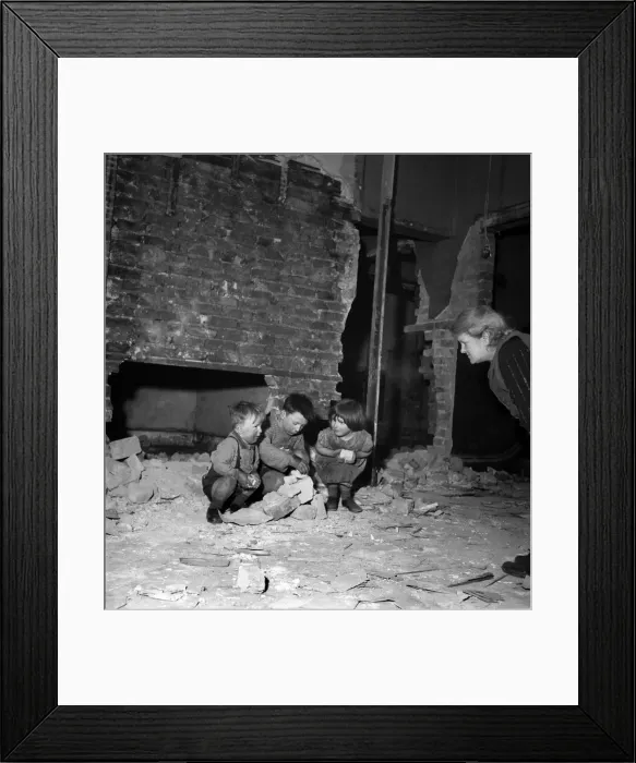 Framed Print : Children of the Duncan family at their school situated in a Manchester slum area